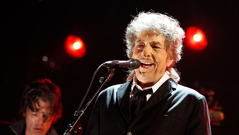 Bob Dylan - hier bei einem Auftritt 2012 - ist einer der gr&ouml;&szlig;ten Songwriter der Musikgeschichte.