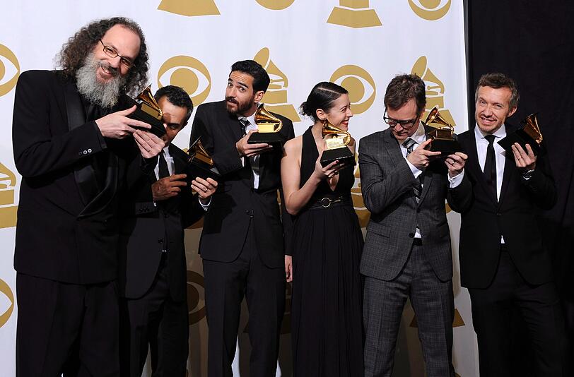 Grammys: Triumph für Adele, Tränen für Whitney Houston - Promis - Abendzeitung München