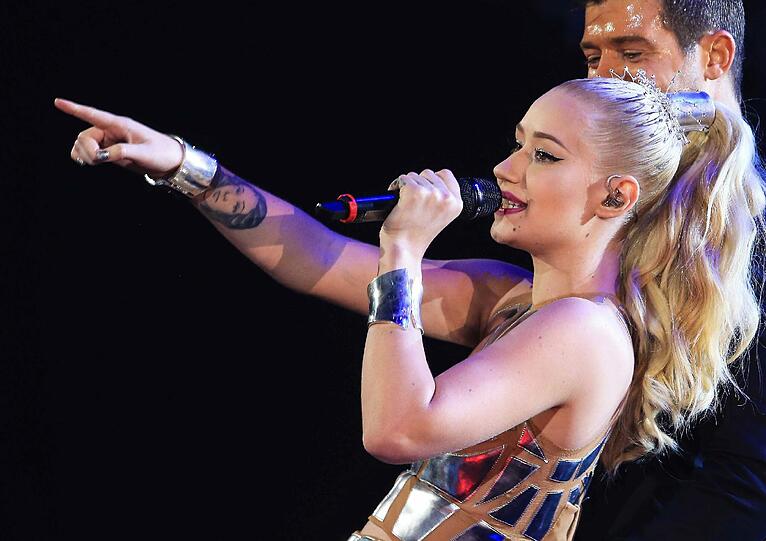 Europe Music Awards 2013: Die besten Bilder der Show mit Miley Cyrus, Robin Thicke, Katy Perry