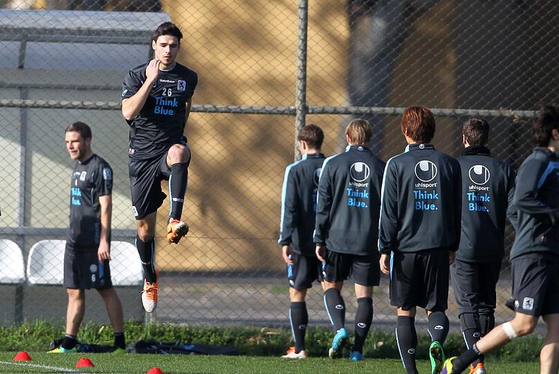 Die Bilder von der Vormittagseinheit am zweiten Tag des Trainingslagers.