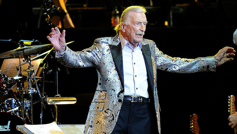 James Last auf der Bühne im Rahmen seiner "The Last Tour 2013" in Dortmund James Last auf der Bühne im Rahmen seiner "The Last Tour 2013" in Dortmund