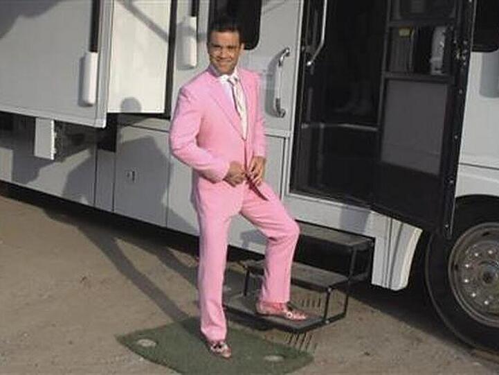 Schlabberlook adé: Robbie Williams trägt mittlerweile am liebsten Anzug
