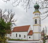 Die alte Dorfkirche St. Georg in Obermenzing.