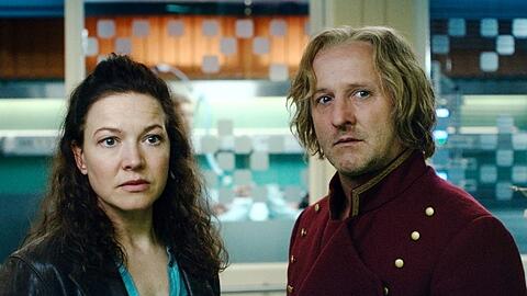 Auf dem Weg zur Vers&ouml;hnung: Hannah Herzsprung und Maximilan Br&uuml;ckner in David Dietls Film.