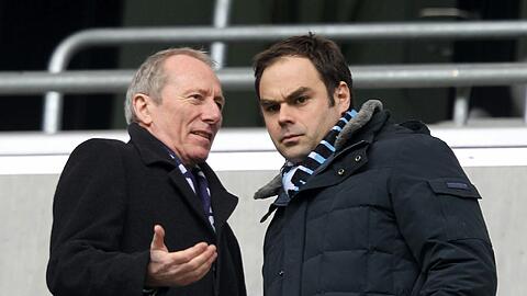Waren nicht in Köln mit dabei: Löwen-Geschäftsführer Robert Schäfer (rechts), hier im Gespräch mit Noch-Präsident Hep Monatzeder.