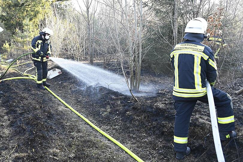 ... mehrere Feuerwehren waren im Einsatz...