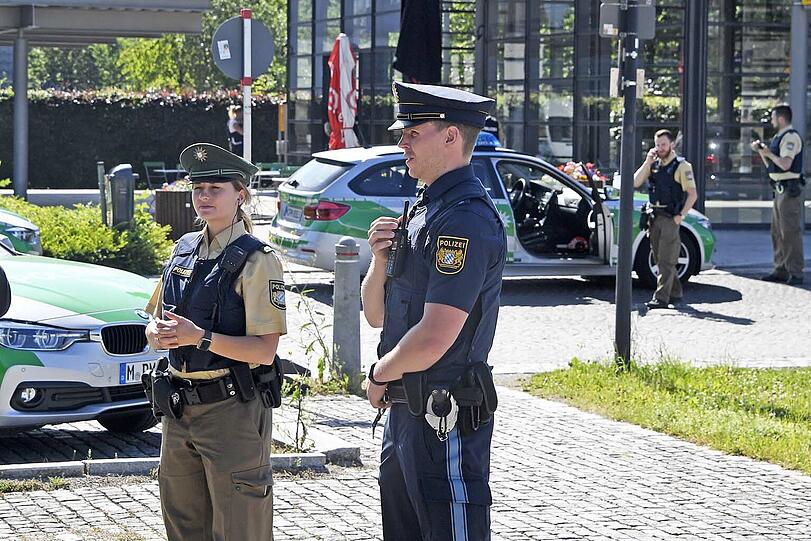 Die Polizei war mit einem Großaufgebot vor Ort.