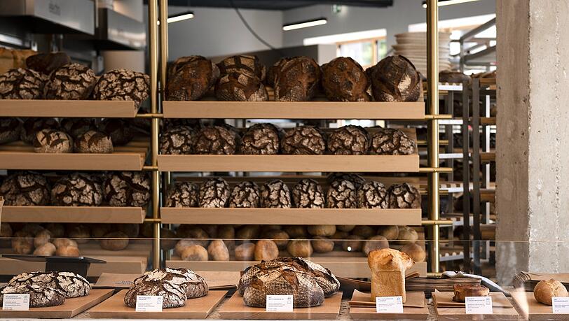 Drei deutsche Bäckereien sind unter den Top 10 des von "Worth a Journey" erstellten Rankings. Drei deutsche Bäckereien sind unter den Top 10 des von "Worth a Journey" erstellten Rankings.