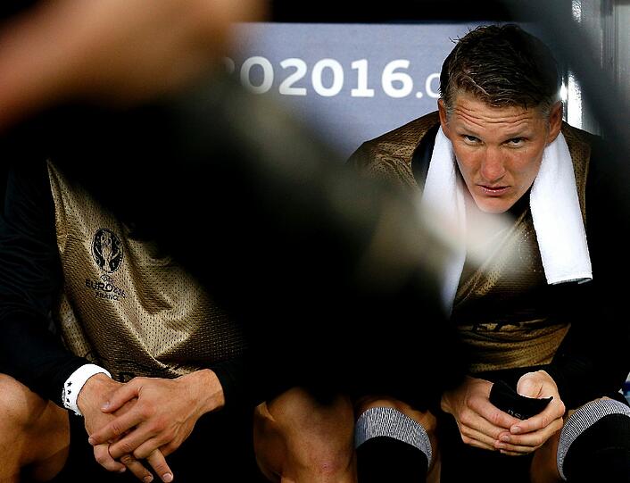 Bastian Schweinsteiger ohne Note: Das Comeback, sein erstes Spiel seit März &ndash; und was für eins. Ersetzte Götze kurz vor Schluss und traf noch zum 2:0.