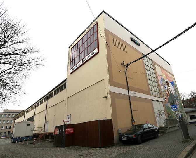 Bauherr sind die Stadtwerke. Nicht nur das Gelände selbst verändert sich. Auch daneben...