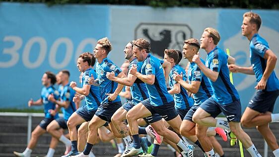Wenn die Löwen zum ersten Mal in einem Testspiel auflaufen: Sechzig testet am Samstag in Sulzemoos.