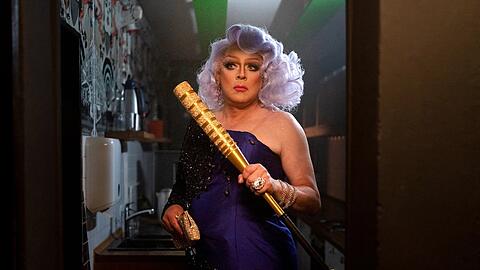 Dragqueen "Vivian" in "Meine Freundin Volker".
