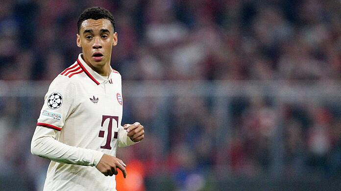 Jamal Musiala hat beim FC Bayern noch einen Vertrag bis 2026.