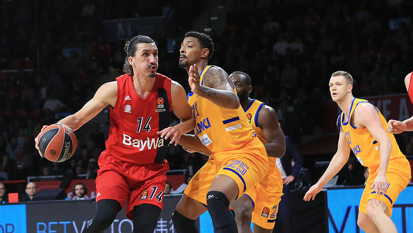 Bester Werfer des FC Bayern Basketball: Nihad Djedovic (l.). Bester Werfer des FC Bayern Basketball: Nihad Djedovic (l.).