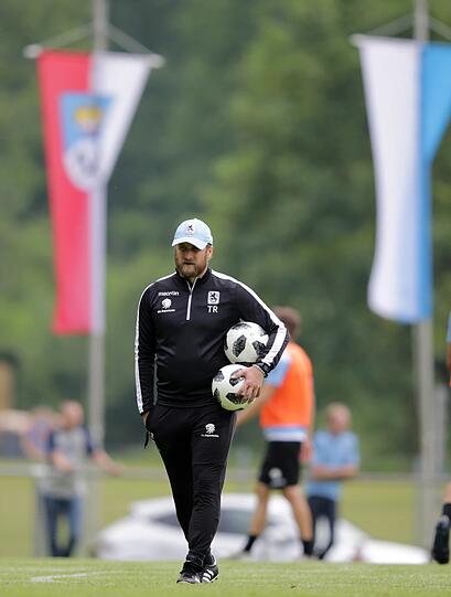 Die Löwen bei ihrer ersten Einheit im Trainingslager in Bodenmais. Die Bilder.
