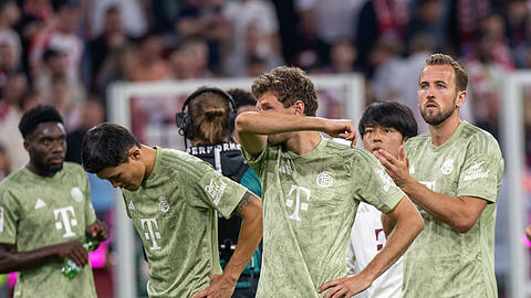 Die Bayern waren nach dem Last-Minute-Remis gegen Leverkusen konsterniert.