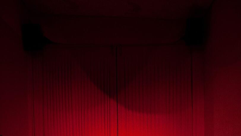 Die Opernbude im Charlottenhof der Kammerspiele. Die Opernbude im Charlottenhof der Kammerspiele.