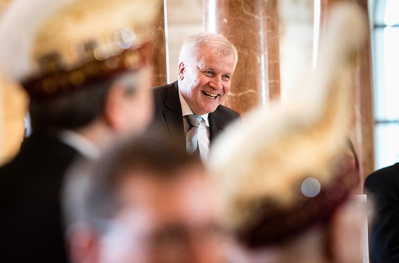 Lustiges Faschingstreiben in der bayerischen Staatskanzlei.