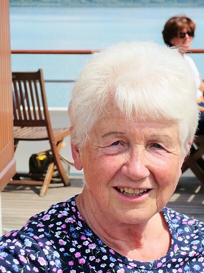 Sabine D. (81). Sabine D. (81).