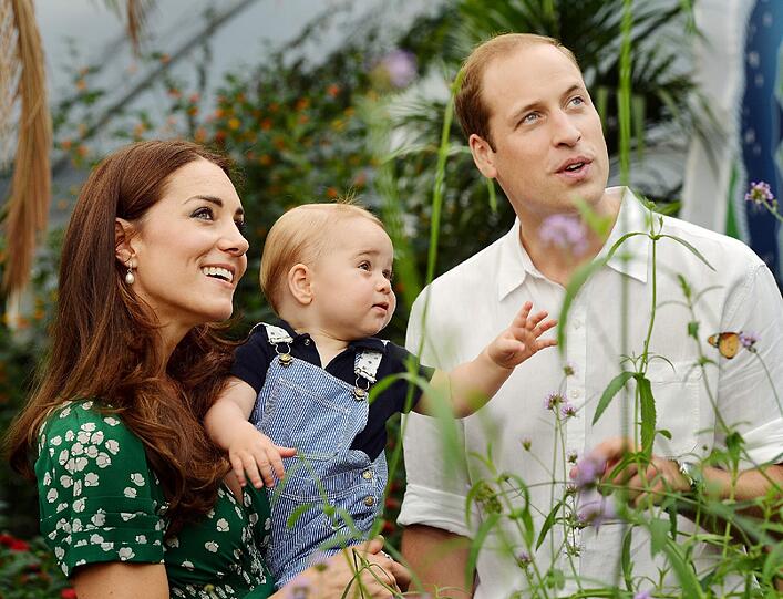 Prinz William mit Herzogin Kate und George