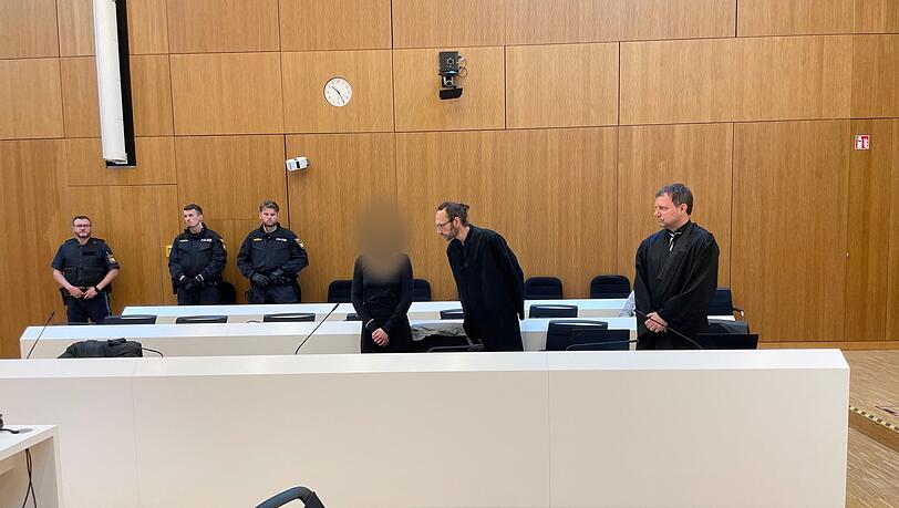 Der Prozess findet vor dem Staatsschutzsenat des Oberlandesgerichts München statt. (Archivbild) Der Prozess findet vor dem Staatsschutzsenat des Oberlandesgerichts München statt. (Archivbild)