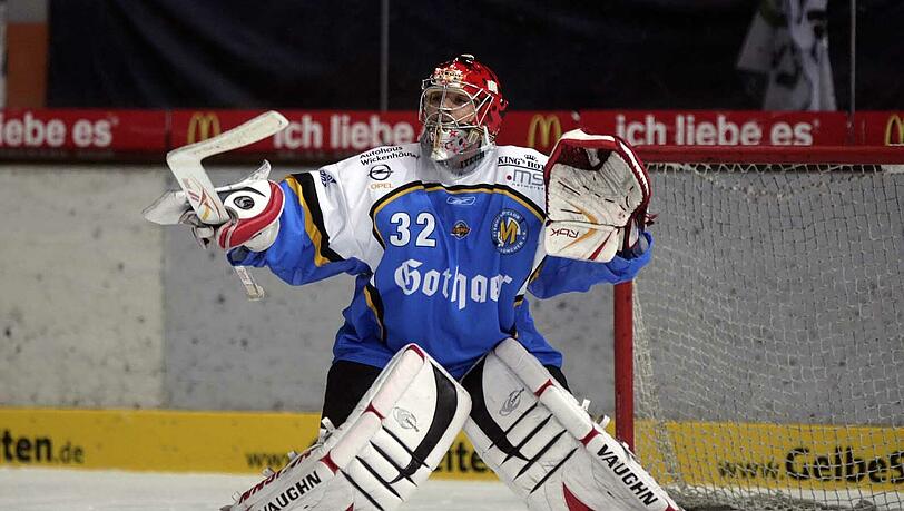 Jochen Reimer fehlt dem EHC mindestens sechs Wochen. Jochen Reimer fehlt dem EHC mindestens sechs Wochen.