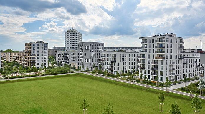 Reichlich grün im neugebauten Agfa-Park.
