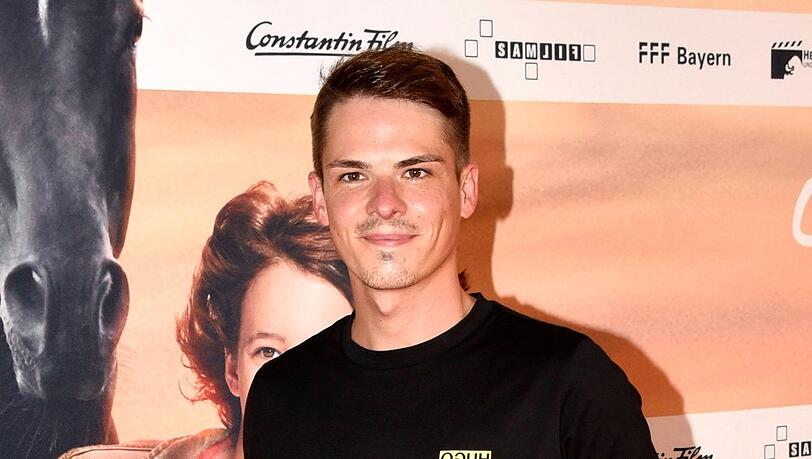Der ehemalige "Unter uns"-Star Marvin Linke, hier im Jahr 2021, war eigenen Angaben nach sexsüchtig. Der ehemalige "Unter uns"-Star Marvin Linke, hier im Jahr 2021, war eigenen Angaben nach sexsüchtig.
