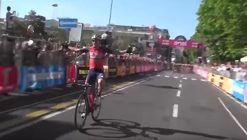 Luka Pibernik sorgte auf der fünften Etappe des Giro für Lacher. Luka Pibernik sorgte auf der fünften Etappe des Giro für Lacher.
