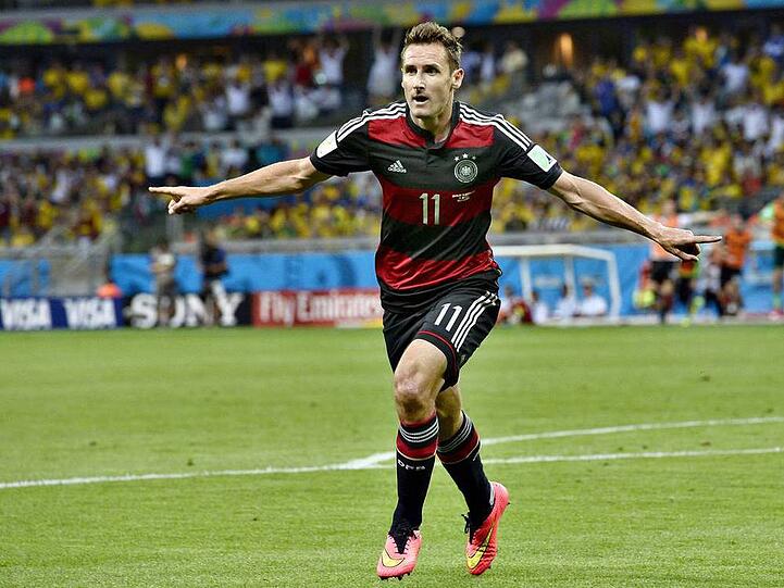 Miroslav Klose: Neuer Rekordschütze, nur Lothar Matthäus kam öfter für Deutschland zum Einsatz. Vielleicht sein Auswahl-Abschluss.