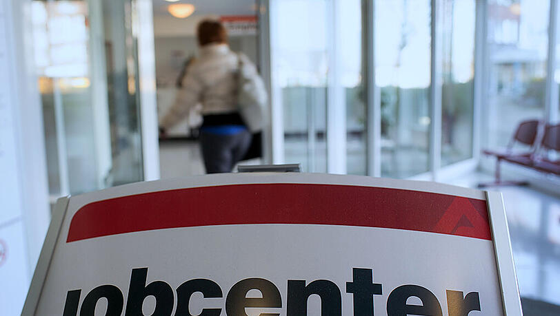 Die Arbeitslosenquote in Bayern beträgt derzeit 4,0 Prozent. Die Arbeitslosenquote in Bayern beträgt derzeit 4,0 Prozent.