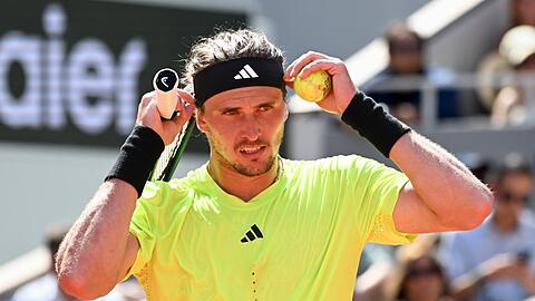 Im Viertelfinale der French Open trifft Zverev am Mittwoch auf Djokovic - Experte Kühnen zur AZ: "Es wird eng und dramatisch“
