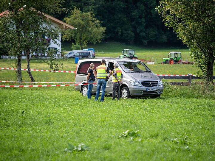 Die 17-Jährige wurde tot in einem Bachlauf gefunden. Derzeit deute alles auf einen tragischen Unfall hin.