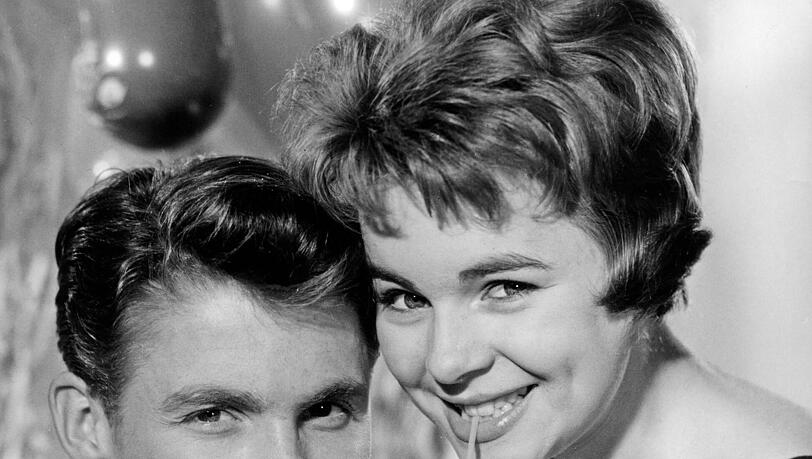 Peter Kraus und Conny Froboess haben 1958 den Film "Wenn die Conny mit dem Peter" gedreht. Peter Kraus und Conny Froboess haben 1958 den Film "Wenn die Conny mit dem Peter" gedreht.