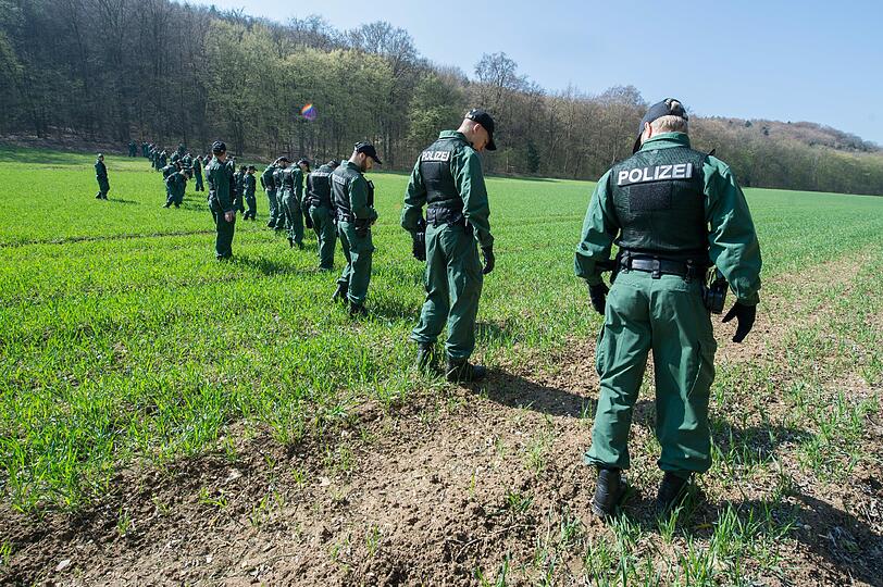An der Schleuse in Kelheim wurde am Montag die Leiche einer vermissten Frau gefunden.