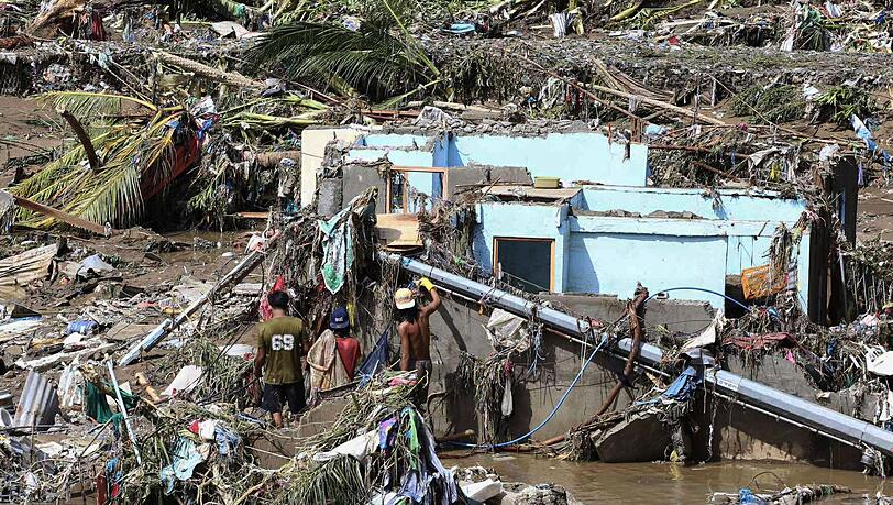 "Kalmaegi" hatte mit Starkregen und heftigem Wind gewütet. "Kalmaegi" hatte mit Starkregen und heftigem Wind gewütet.