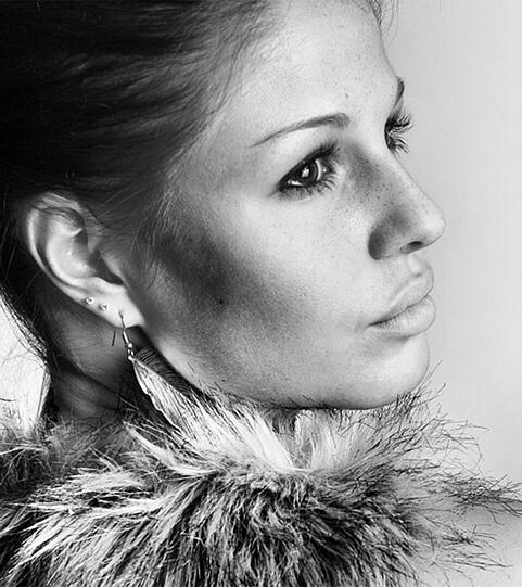 Die angehende Juristin Lina Meyer ist die Freundin von Joshua Kimmich und zieht im nächsten Sommer von Leipzig nach München. Die Schönheit in Bildern.