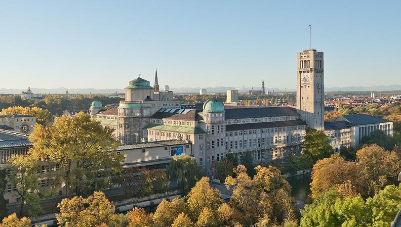 Das Deutsche Museum am Isartor. Das Deutsche Museum am Isartor.