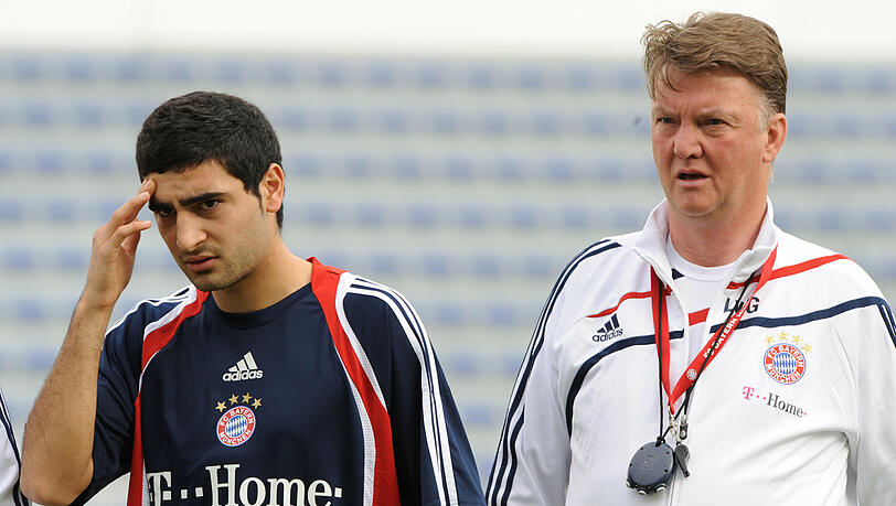 Einer für die Zukunft? Mehmet Ekici (l.) mit Louis van Gaal. Einer für die Zukunft? Mehmet Ekici (l.) mit Louis van Gaal.