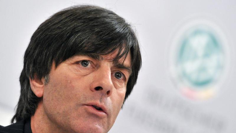 Joachim Löw trifft sich in Neu-Isenburg mit den Bundesliga-Trainern Joachim Löw trifft sich in Neu-Isenburg mit den Bundesliga-Trainern