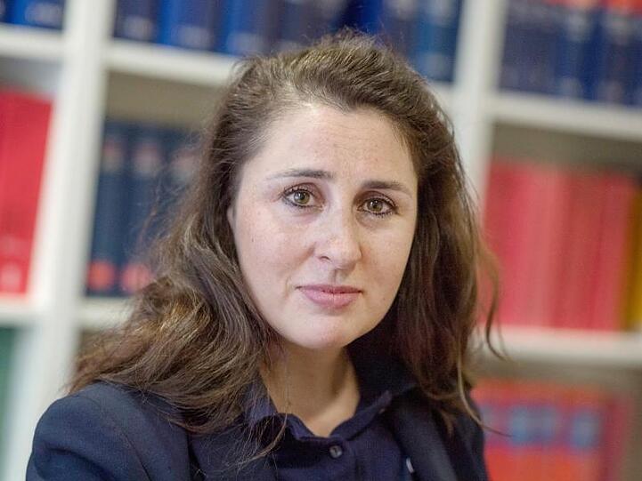 Die Anwältin Seda Basay-Yildiz hatte bereits mehrere Drohfaxe mit der Unterschrift "NSU 2.0" erhalten.
