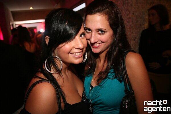 Garden & Restaurant im Crown?s Club (Samstag 17.12.2012). Noch mehr Fotos sehen sie unter: www.nachtagenten.de.