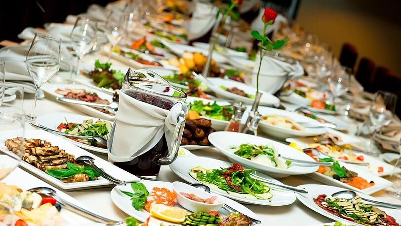 Edles Catering: Jährlich 84 000 Euro kostet der Partyservice im Bundespräsidialamt. Edles Catering: Jährlich 84 000 Euro kostet der Partyservice im Bundespräsidialamt.