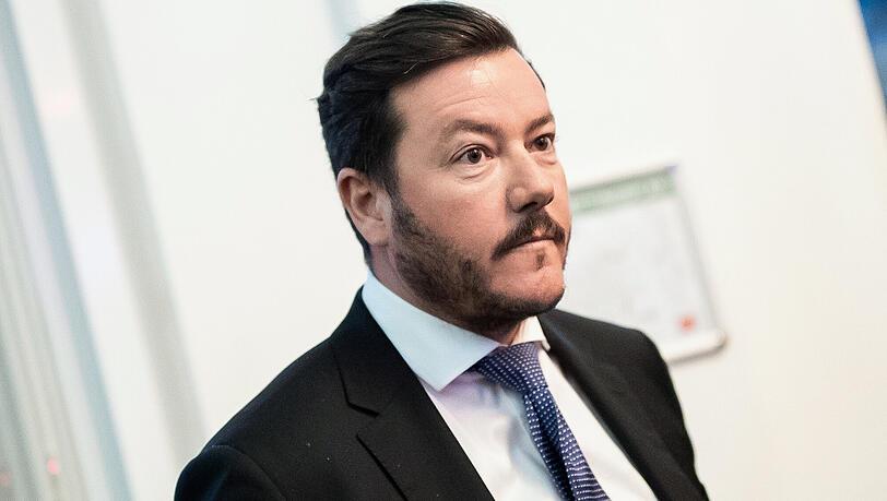 René Benko zieht sich aus der Signa Holding zurück. Dem Unternehmen gehören mehrere Top-Immobilien in München.