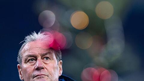 Interimstrainer Huub Stevens hat seine Mission auf Schalke erfüllt.