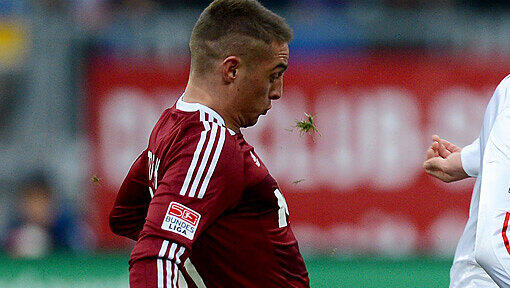 Robert Mak könnte heute das Club-Shirt gegen das slowakische Trikot wechseln. Robert Mak könnte heute das Club-Shirt gegen das slowakische Trikot wechseln.