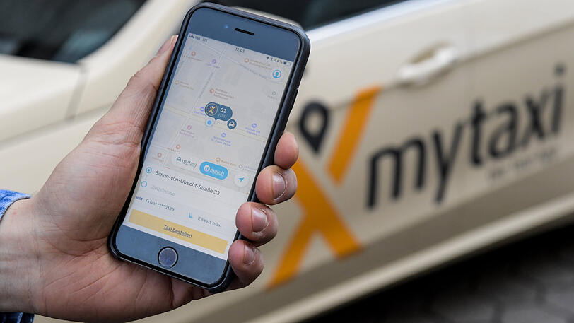 Per App werden Fahrgäste anhand einer ähnlichen Reiseroute ermittelt und zusammengeführt.