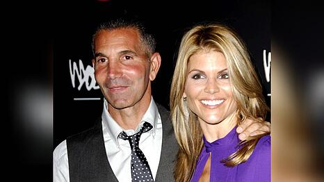 Mossimo Giannulli und Lori Loughlin hatten 1997 geheiratet. Sie haben zwei gemeinsame T&ouml;chter.