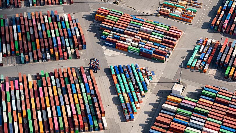 Die deutschen Exporteure stehen auf den Weltm&auml;rkten unter Druck. (Archivbild)