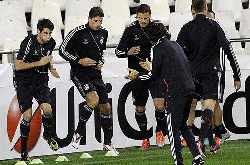 Bilder vom letzten Training vor dem großen Spiel: Mit einem Sieg beim FC Valencia am vorletzten Spieltag würden die Bayern das Achtelfinale ganz fest ins Visier nehmen.